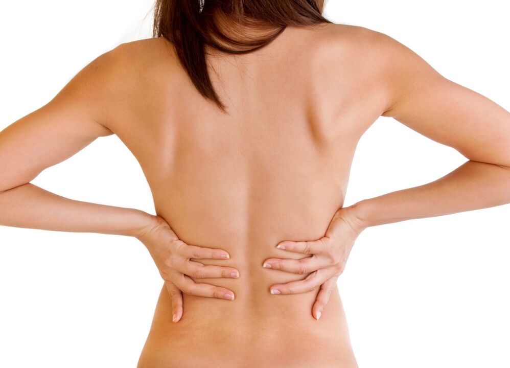 Göğüs bölgesinin osteokondrozu ile sırt ağrısı