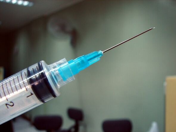 Spinal osteokondroz için enjeksiyon